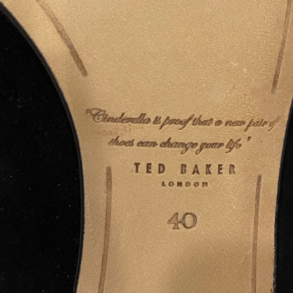 Nearly new! Ted Baker Black Suede Heels. Size 40. - Picture 6 of 6